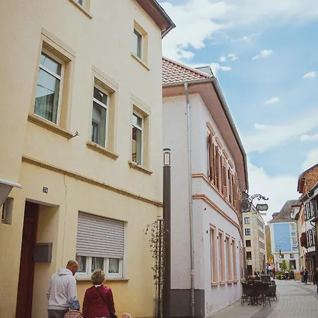 Im Herzen Von شقة